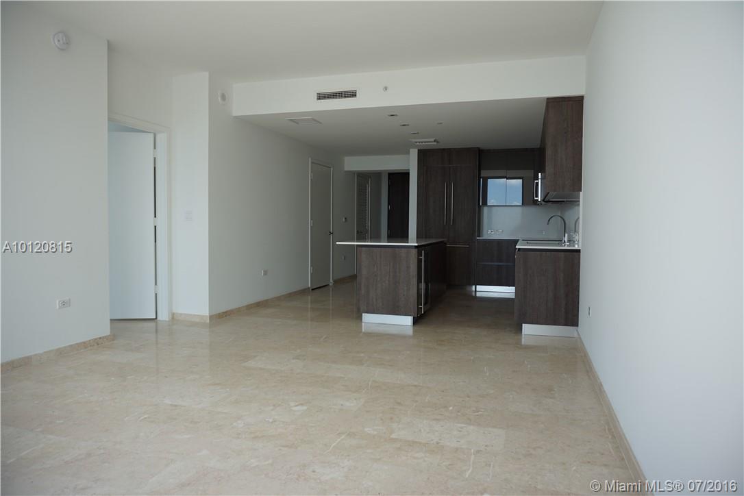 REACH CONDO - Residential Lease