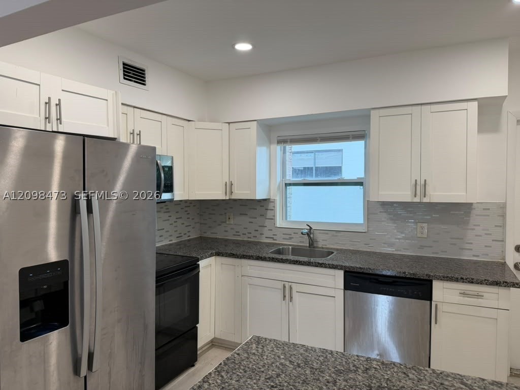9780 Bay Harbor Ter 7