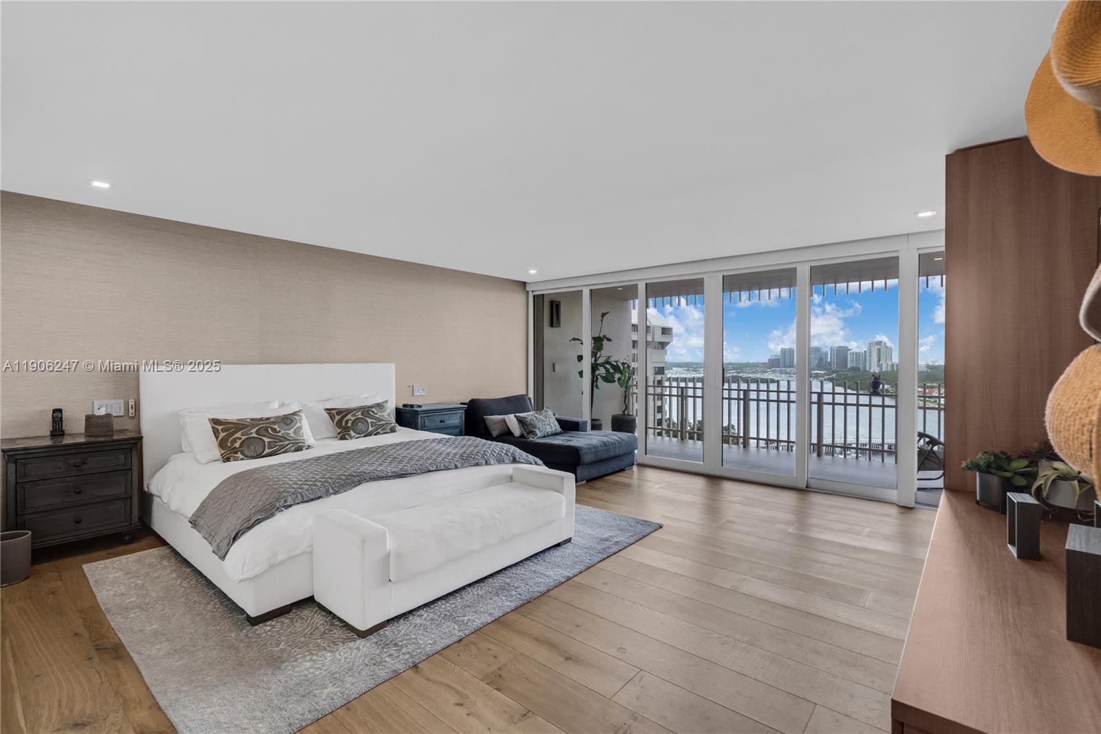 GROVE ISLE CONDO - Residential Lease