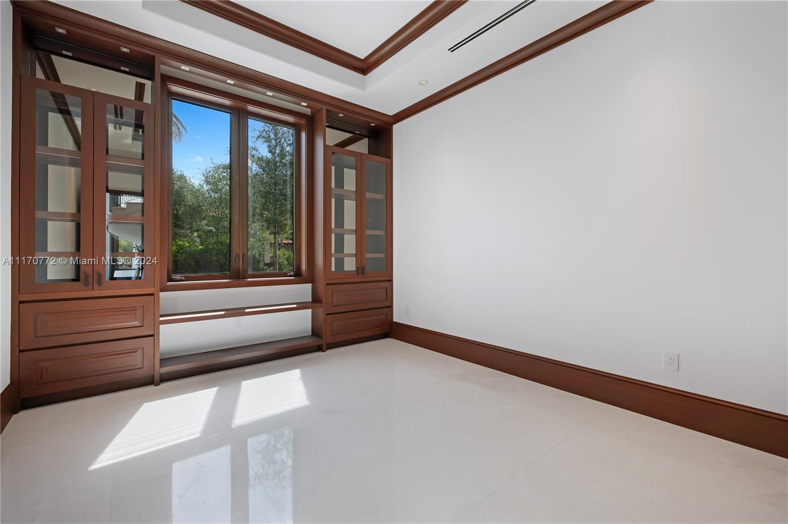 BAL HARBOUR RESIDENTIAL S - Residential