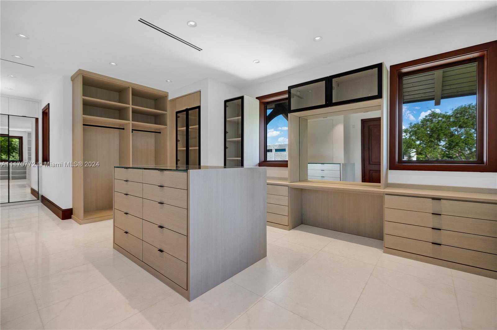BAL HARBOUR RESIDENTIAL S - Residential