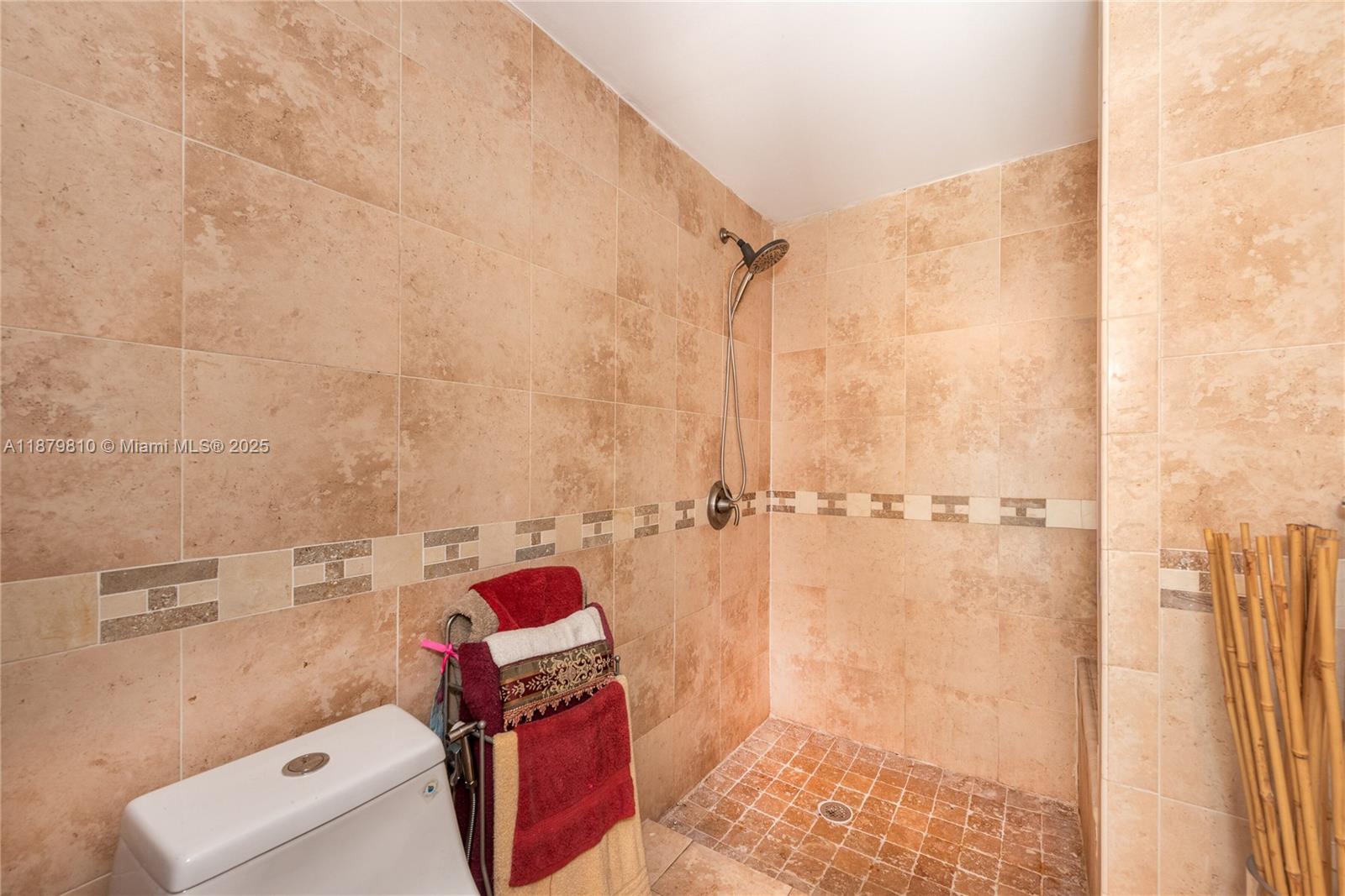 BRICKELL ESTATES - Residential