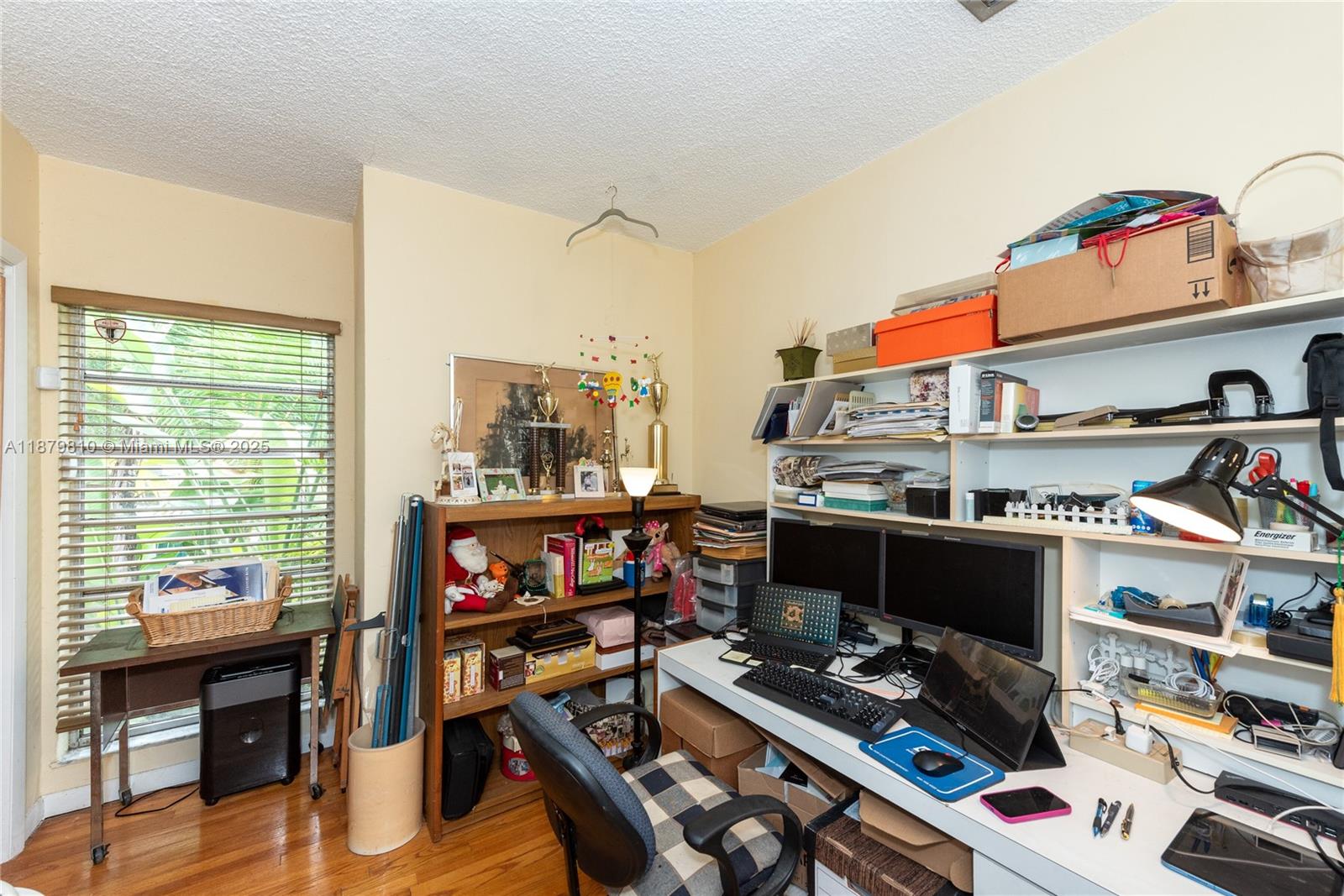 BRICKELL ESTATES - Residential