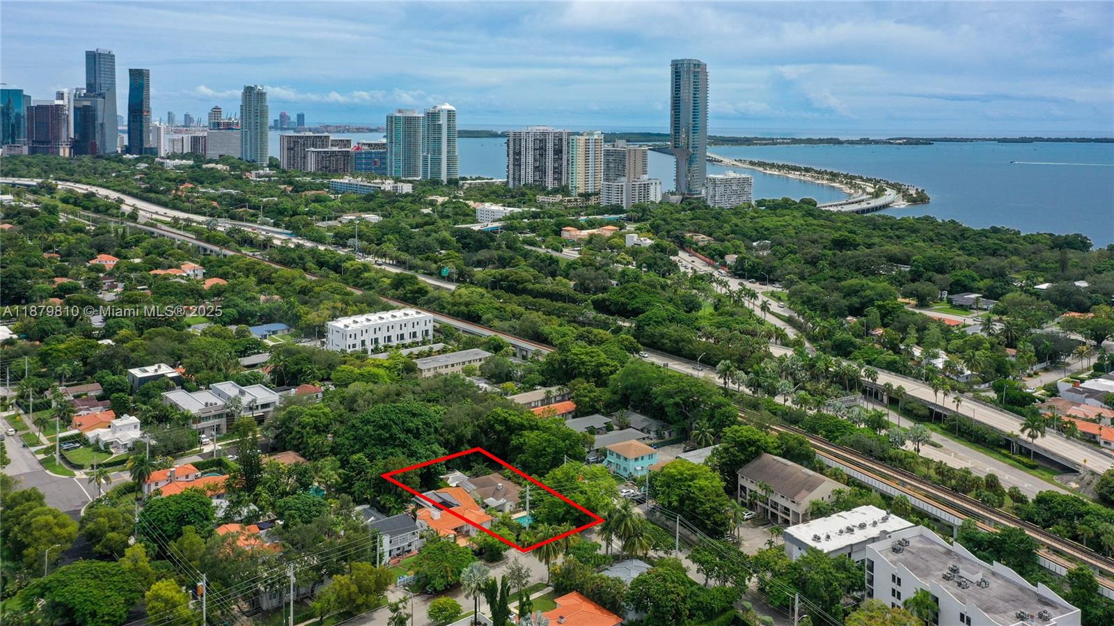 BRICKELL ESTATES - Residential