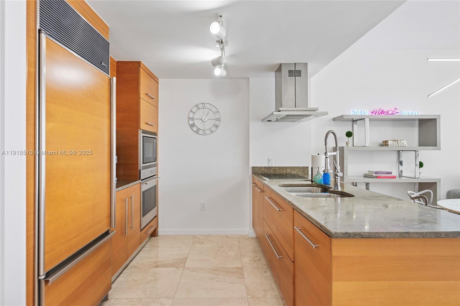 485 Brickell Ave 3503