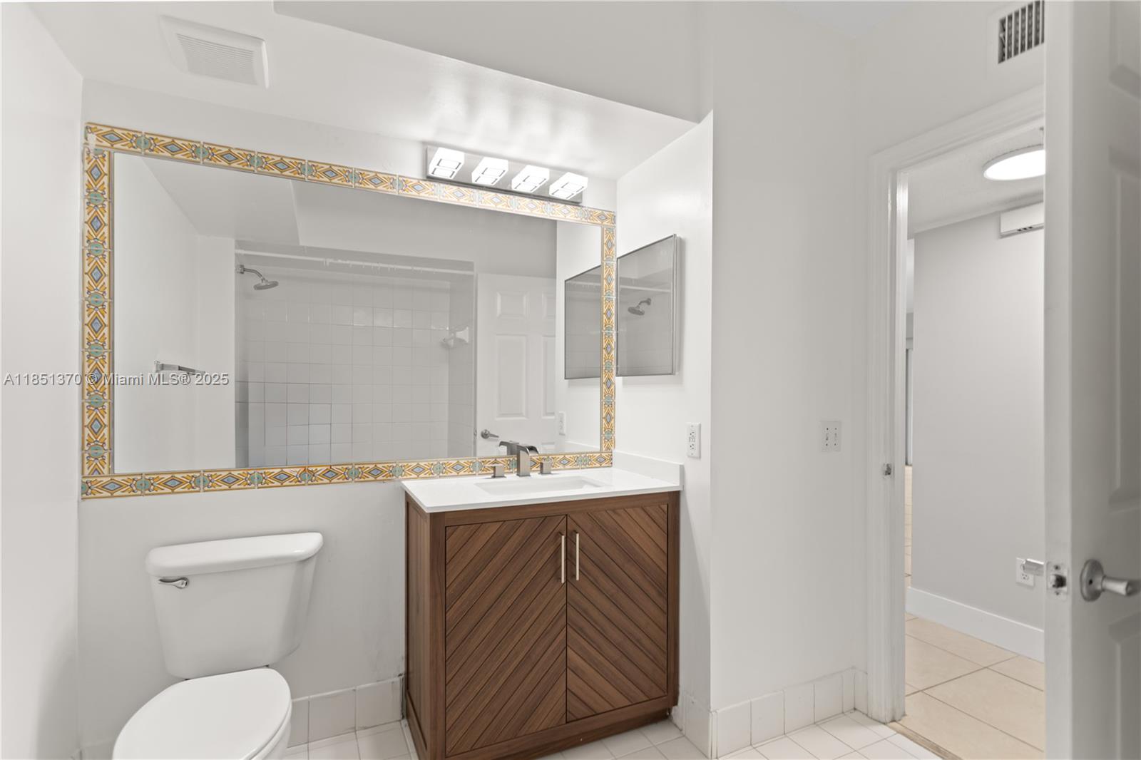 LA VIA CONDO - Residential