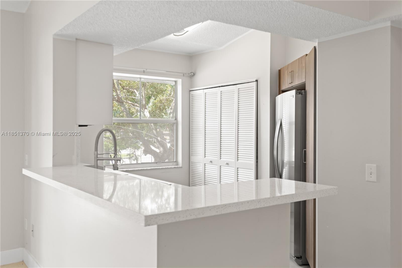 LA VIA CONDO - Residential