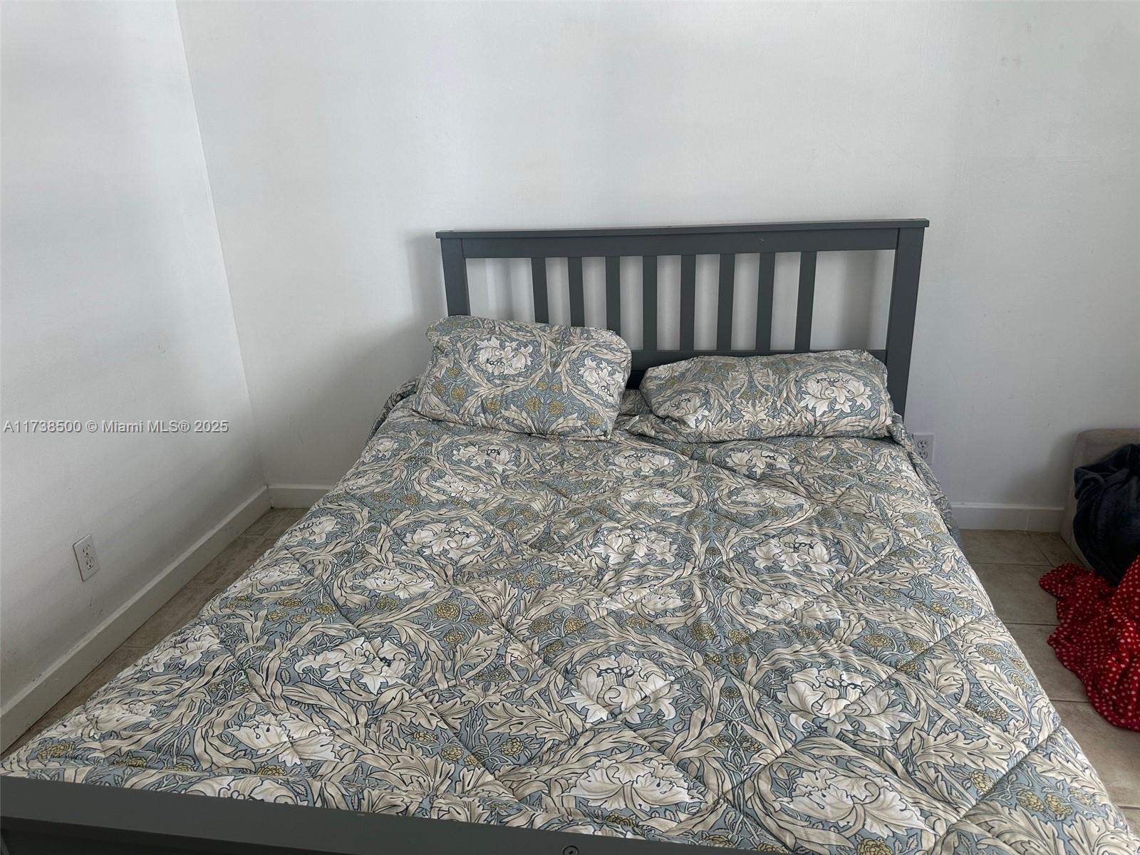 LEISURE BEACH CONDO - Residential