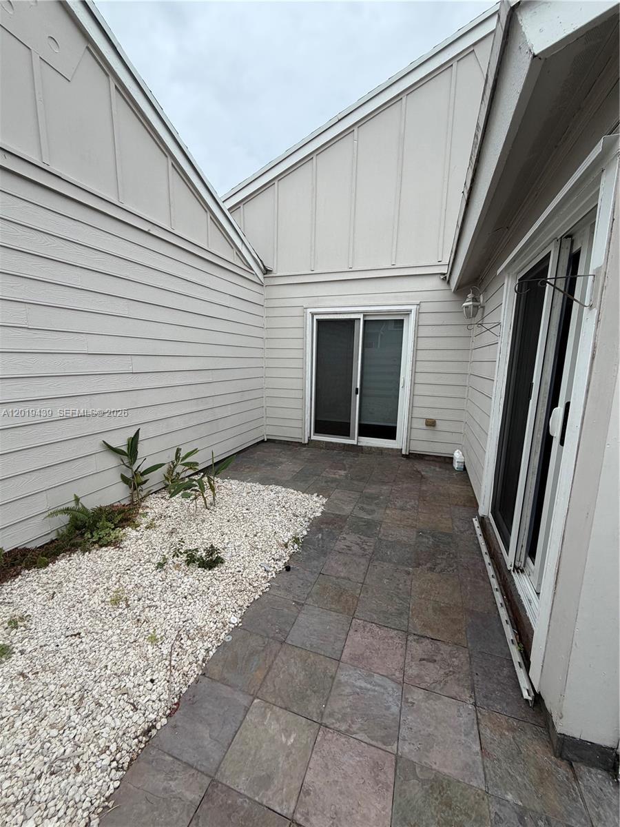 VILG HOMES COUNTRY WALK C - Residential