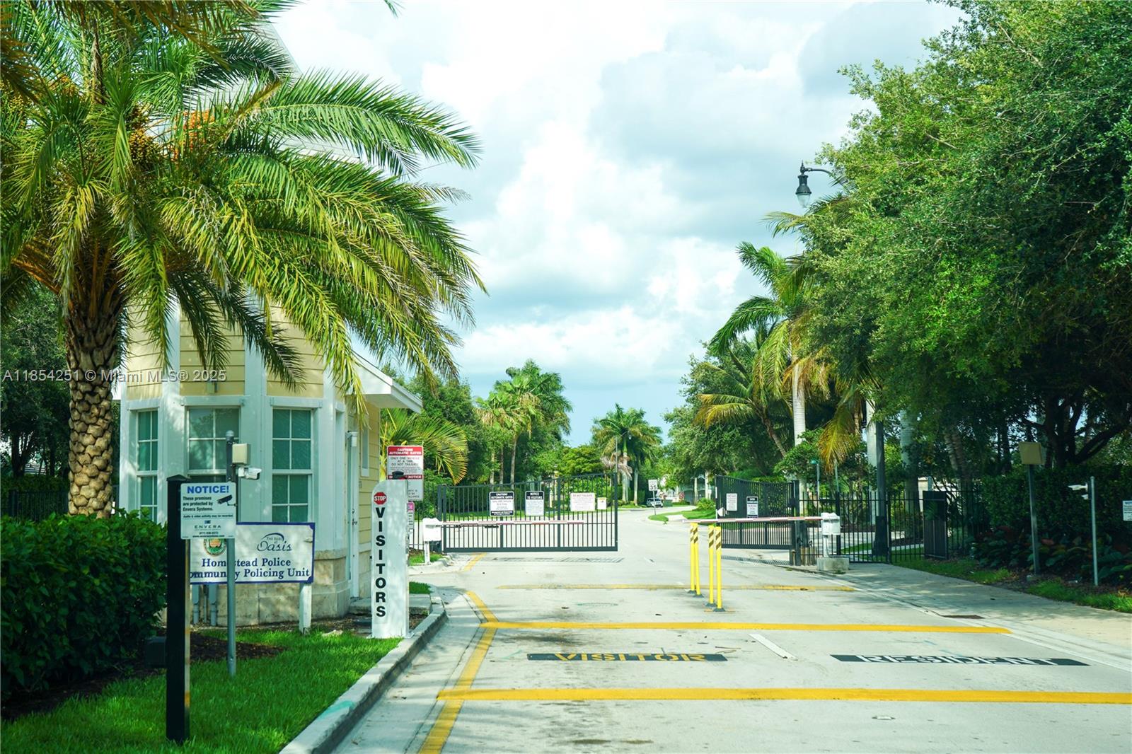 EMILIOS PLACE AT OASIS - Residential