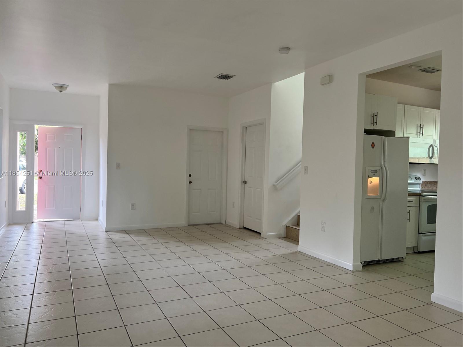 EMILIOS PLACE AT OASIS - Residential