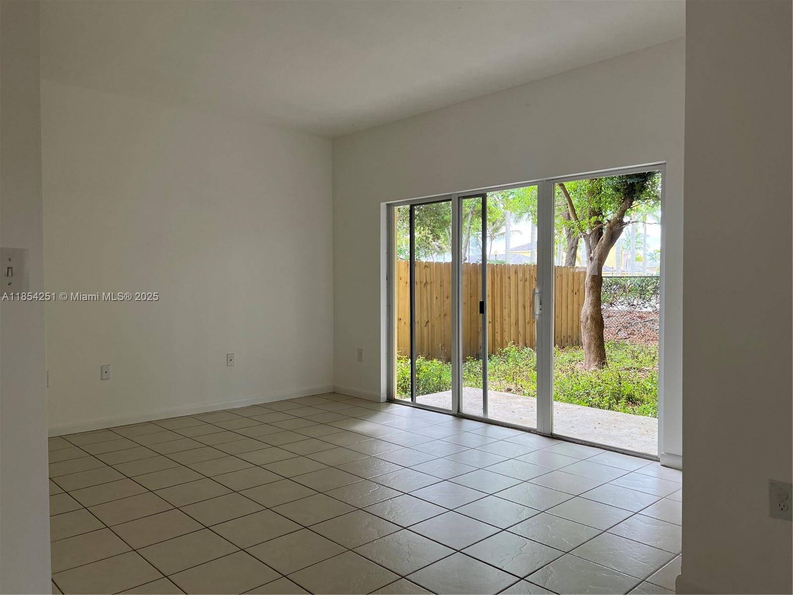 EMILIOS PLACE AT OASIS - Residential