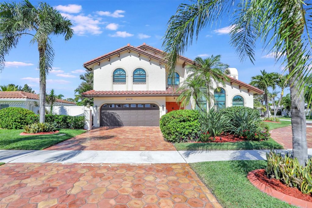 Photo of 1417 SE 14th Ave, Deerfield Beach, FL 33441 (MLS # A11565002)
