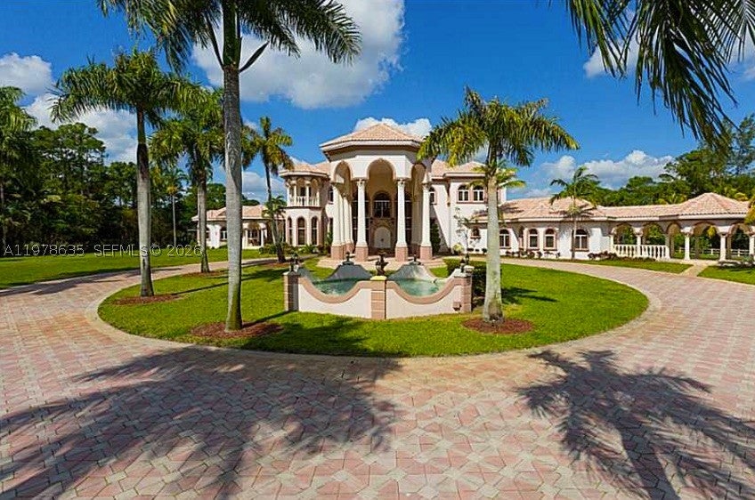21579 Cartagena Dr