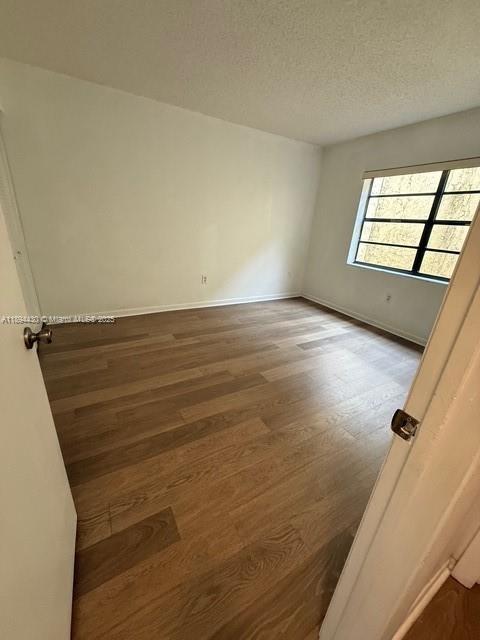 WOODS LANDING CONDO PH I - Residential Lease