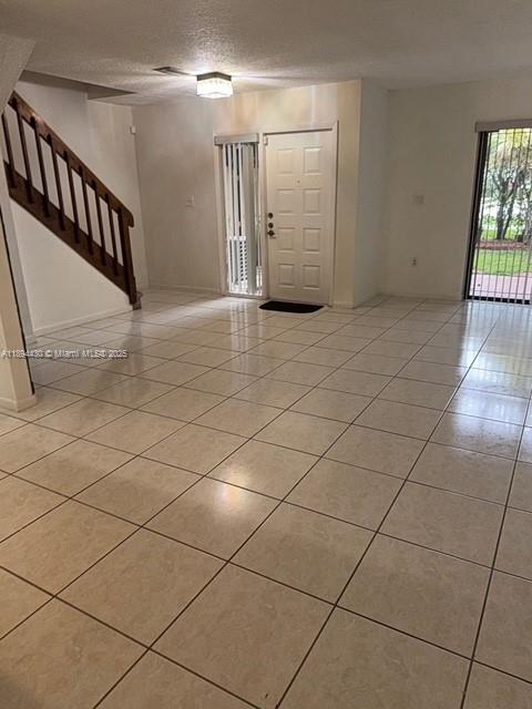 WOODS LANDING CONDO PH I - Residential Lease