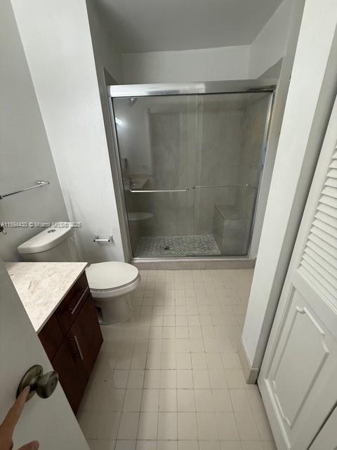 WOODS LANDING CONDO PH I - Residential Lease