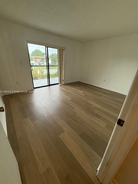 WOODS LANDING CONDO PH I - Residential Lease