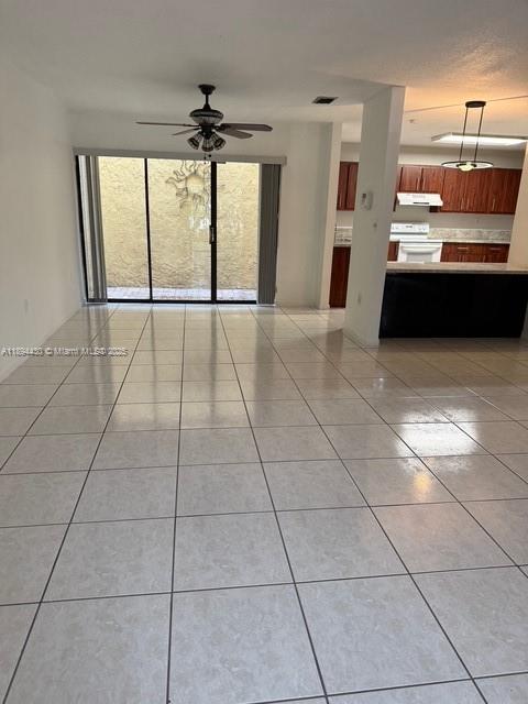 WOODS LANDING CONDO PH I - Residential Lease