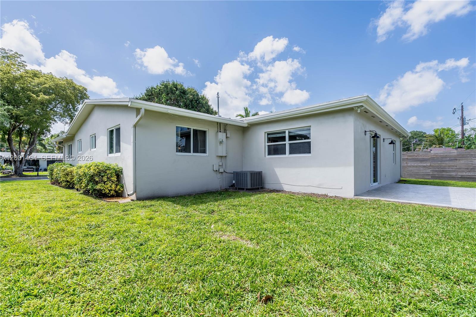 SUMMERTIME ISLES SECOND A - Residential