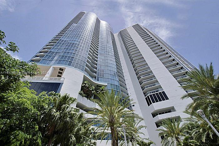 LAS OLAS RIVER HOUSE COND - Residential Lease