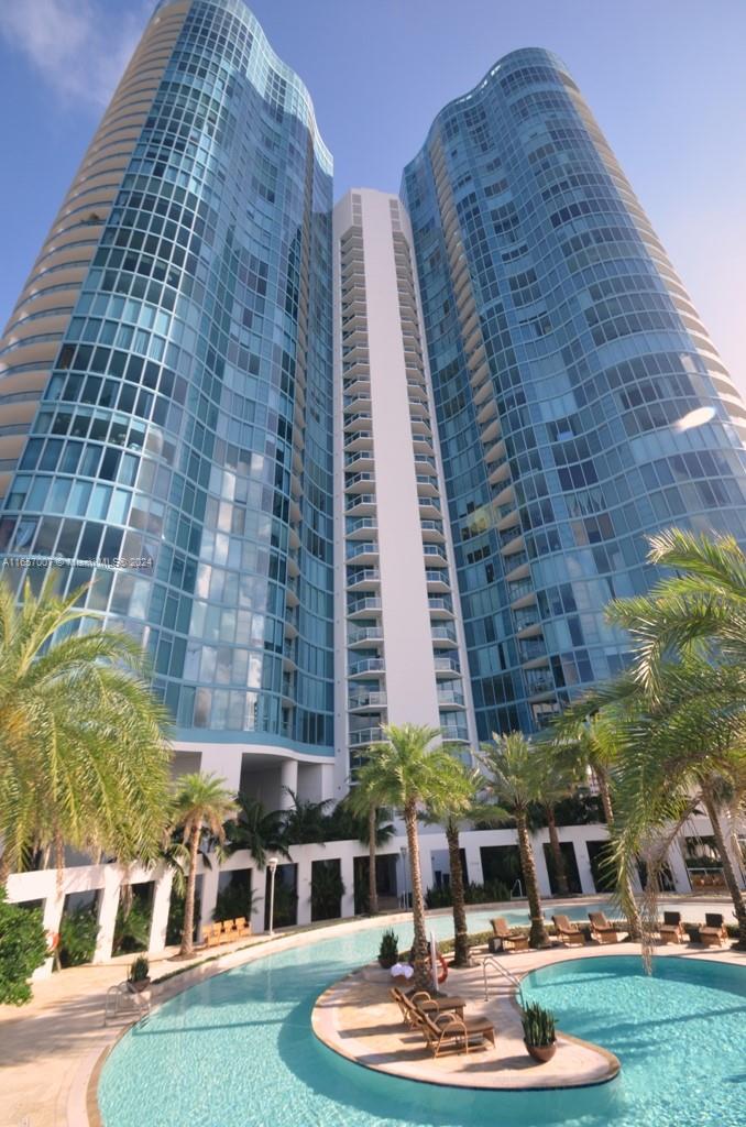 LAS OLAS RIVER HOUSE COND - Residential Lease