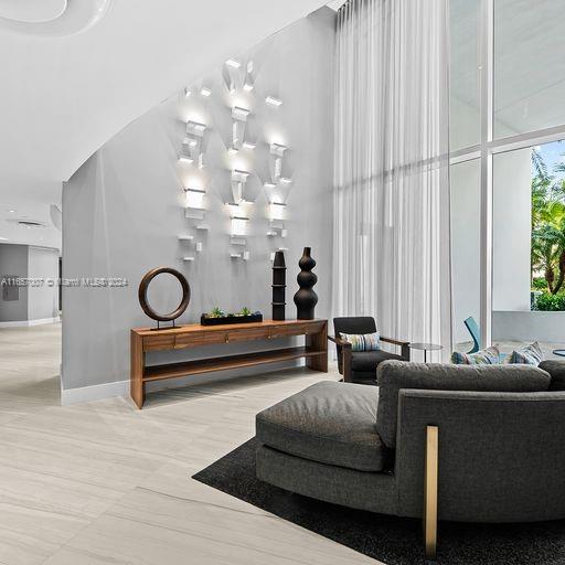 LAS OLAS RIVER HOUSE COND - Residential Lease