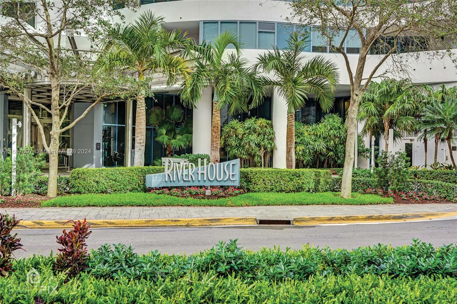 LAS OLAS RIVER HOUSE COND - Residential Lease