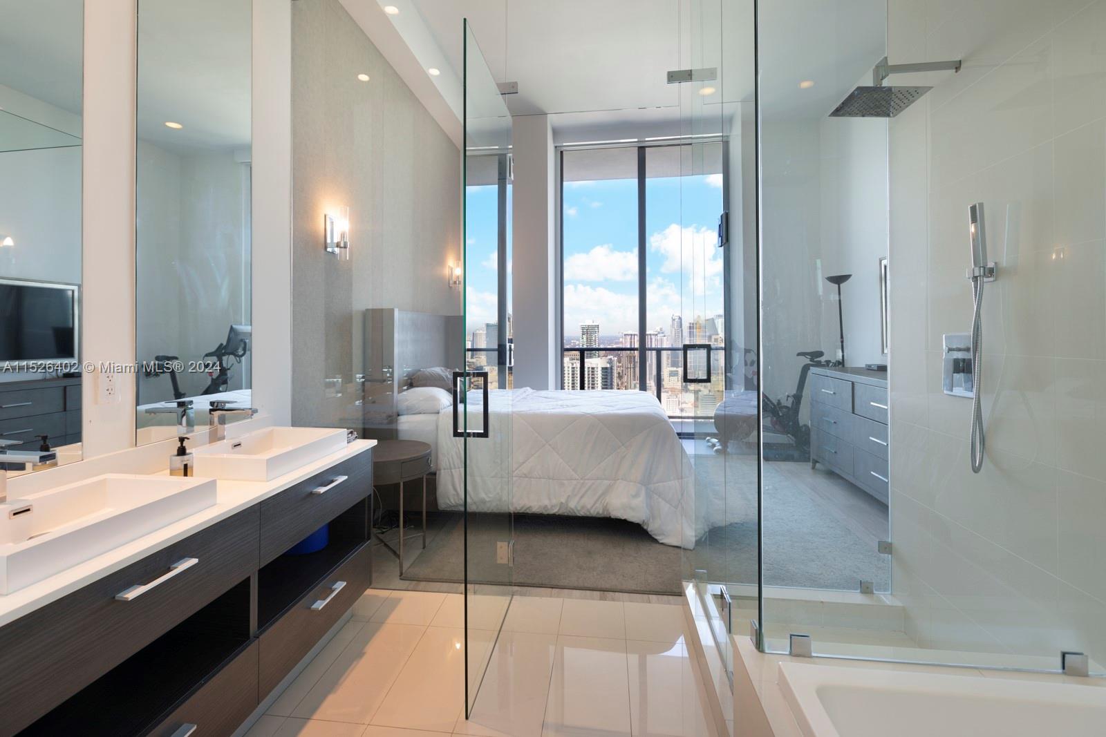 BRICKELL HEIGHTS EAST CON - Residential