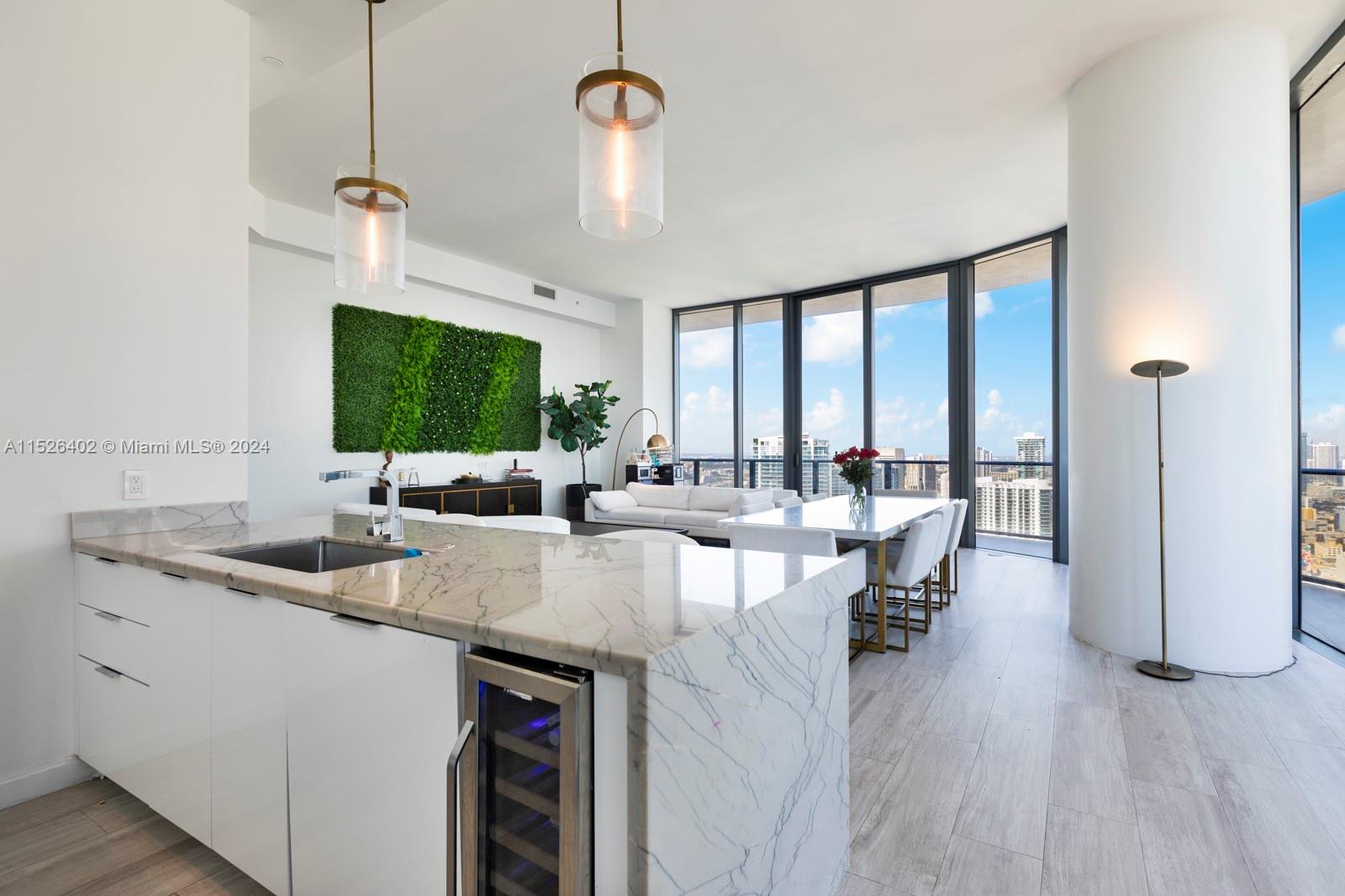 BRICKELL HEIGHTS EAST CON - Residential