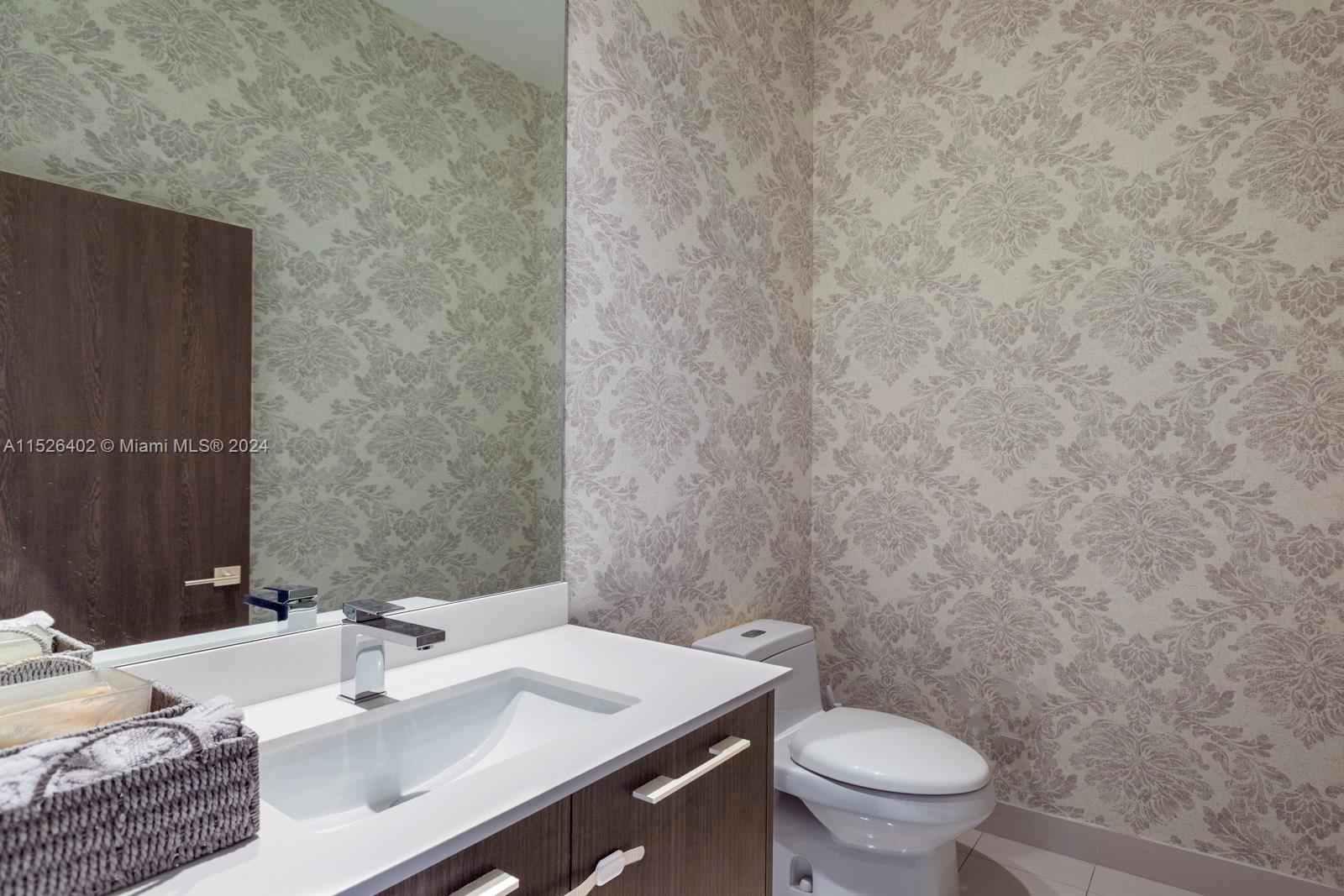 BRICKELL HEIGHTS EAST CON - Residential