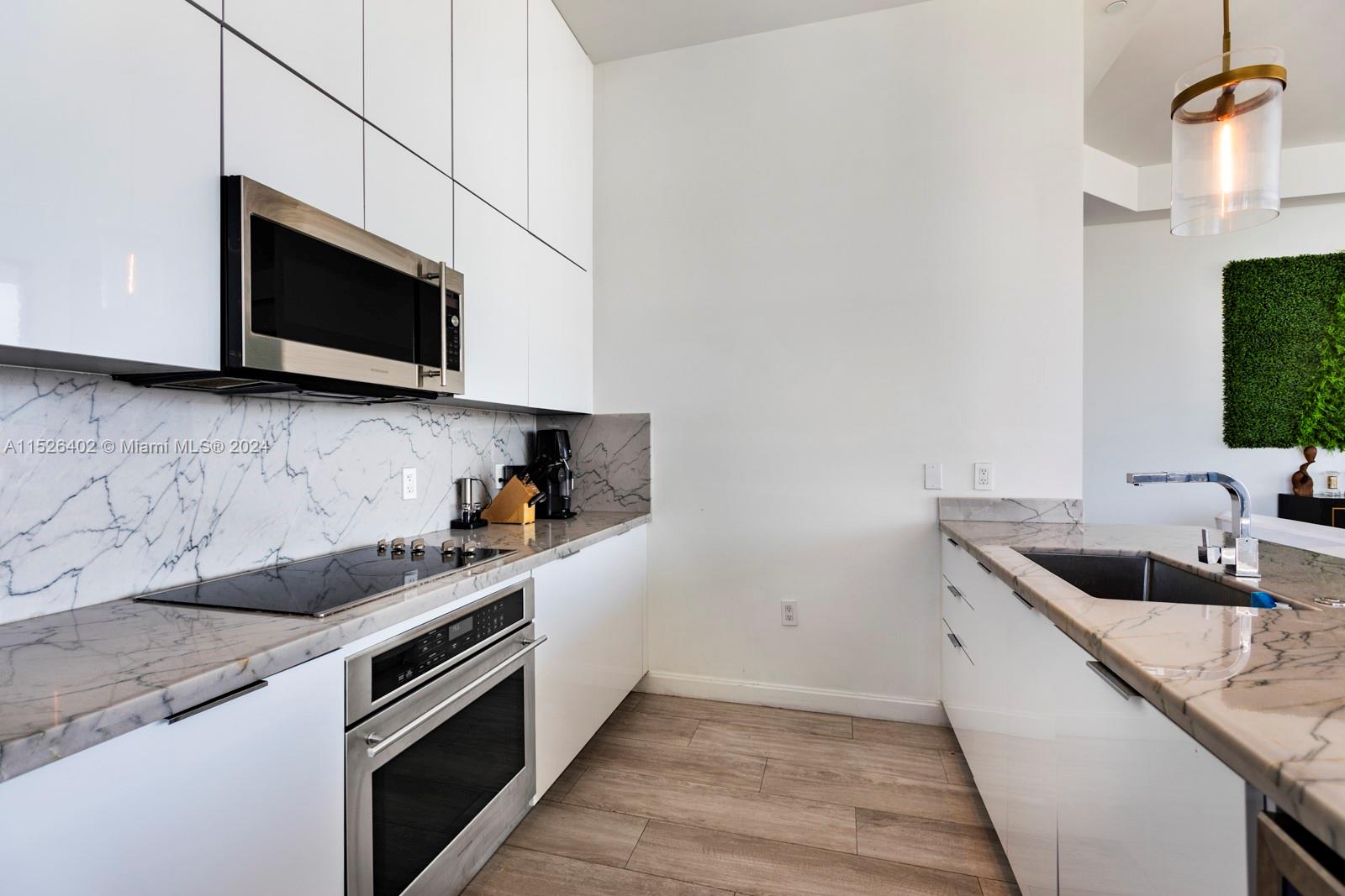 BRICKELL HEIGHTS EAST CON - Residential