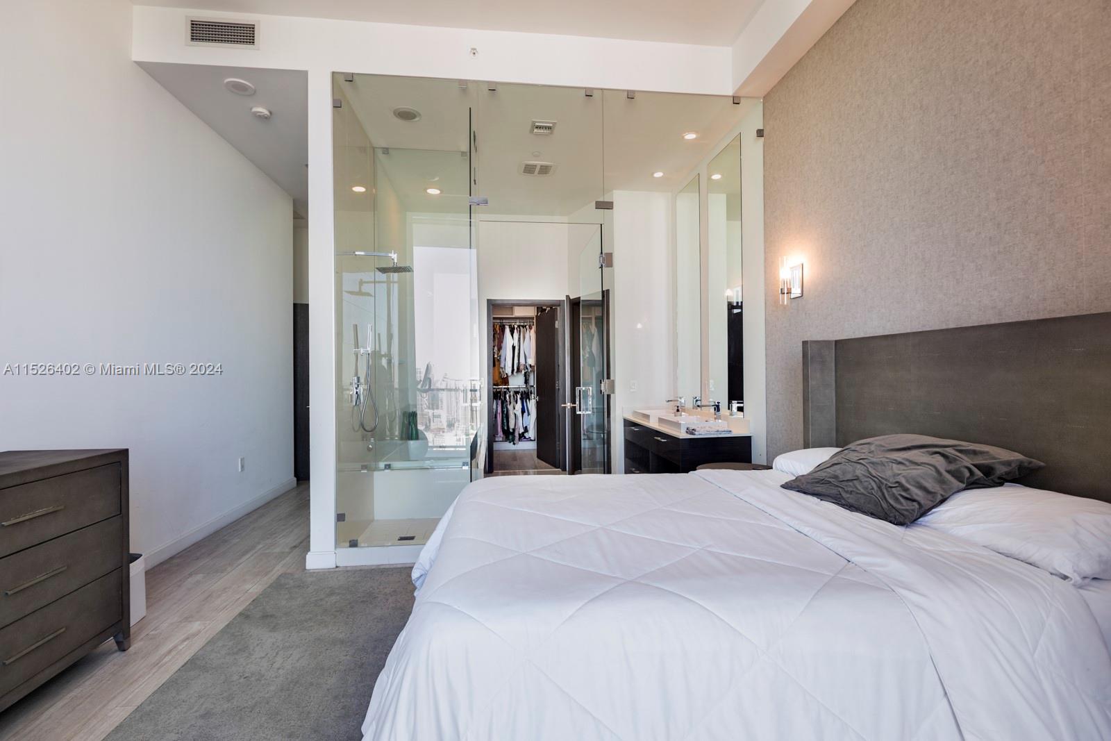 BRICKELL HEIGHTS EAST CON - Residential