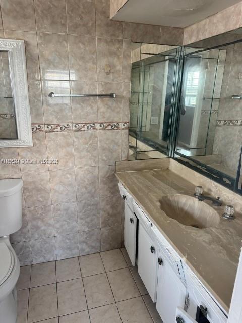 RUBY CONDO - Residential