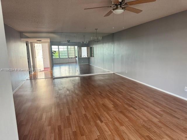 RUBY CONDO - Residential