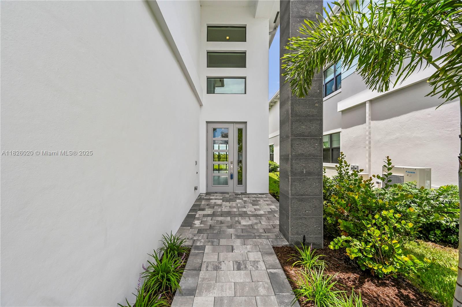 13119 Feathering Way