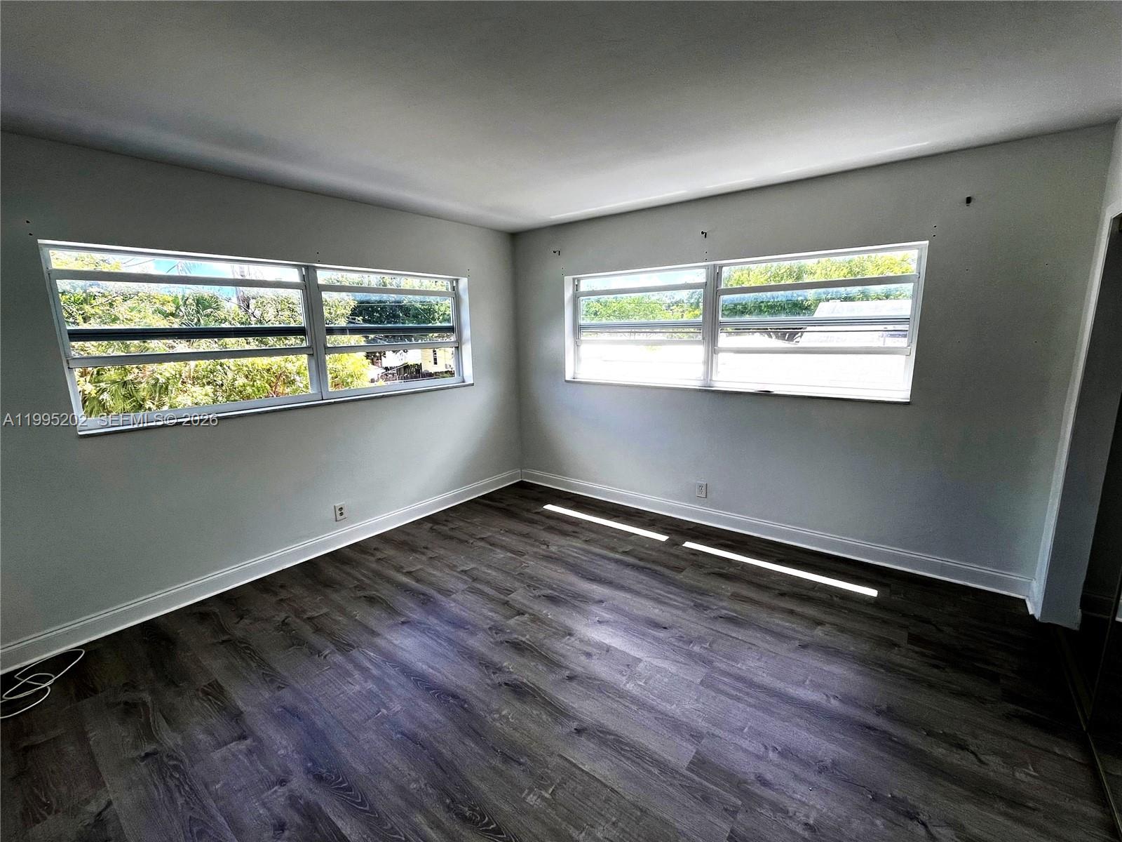 HAMPTON COURT CONDO - Residential Lease