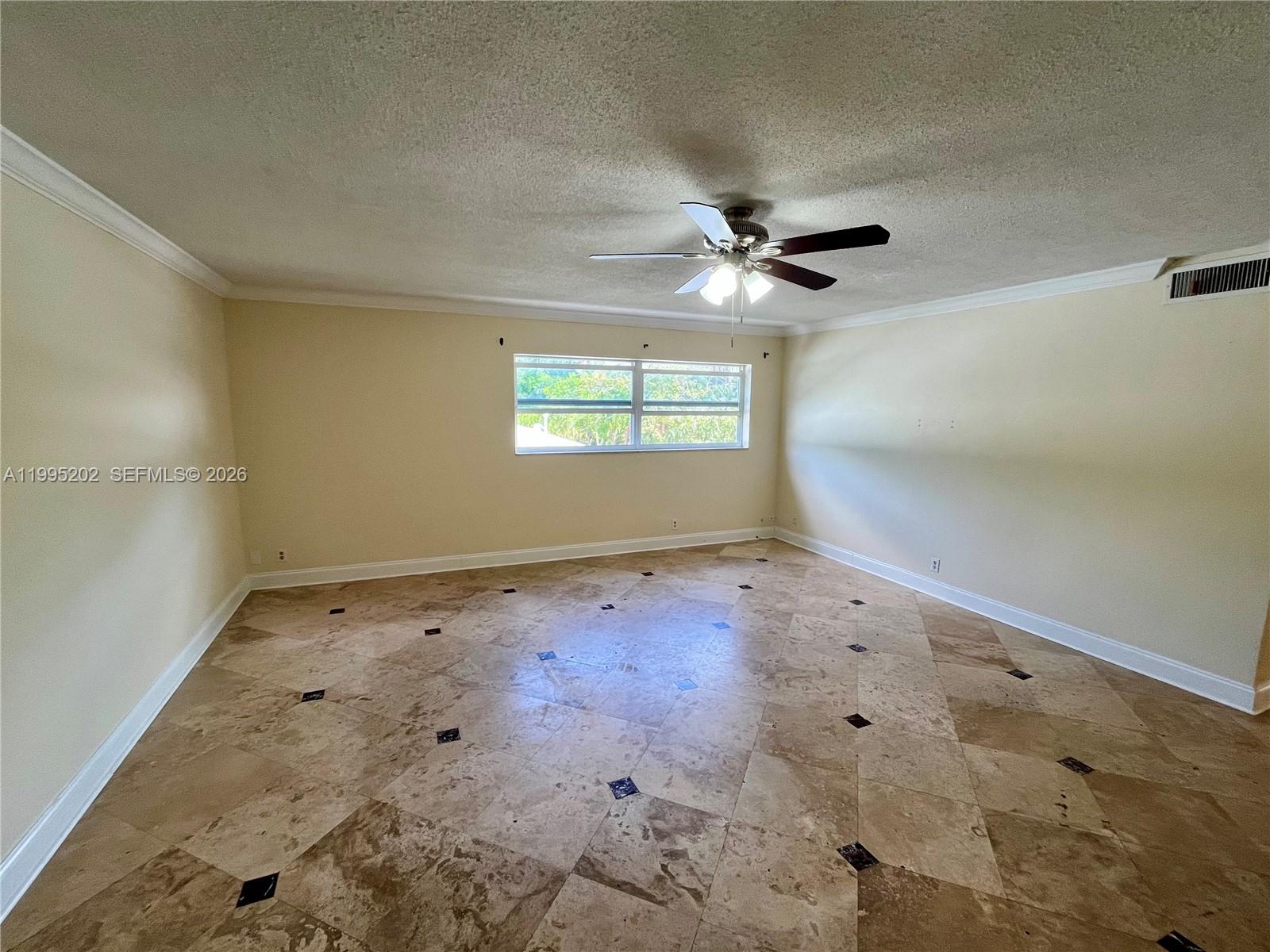 HAMPTON COURT CONDO - Residential Lease