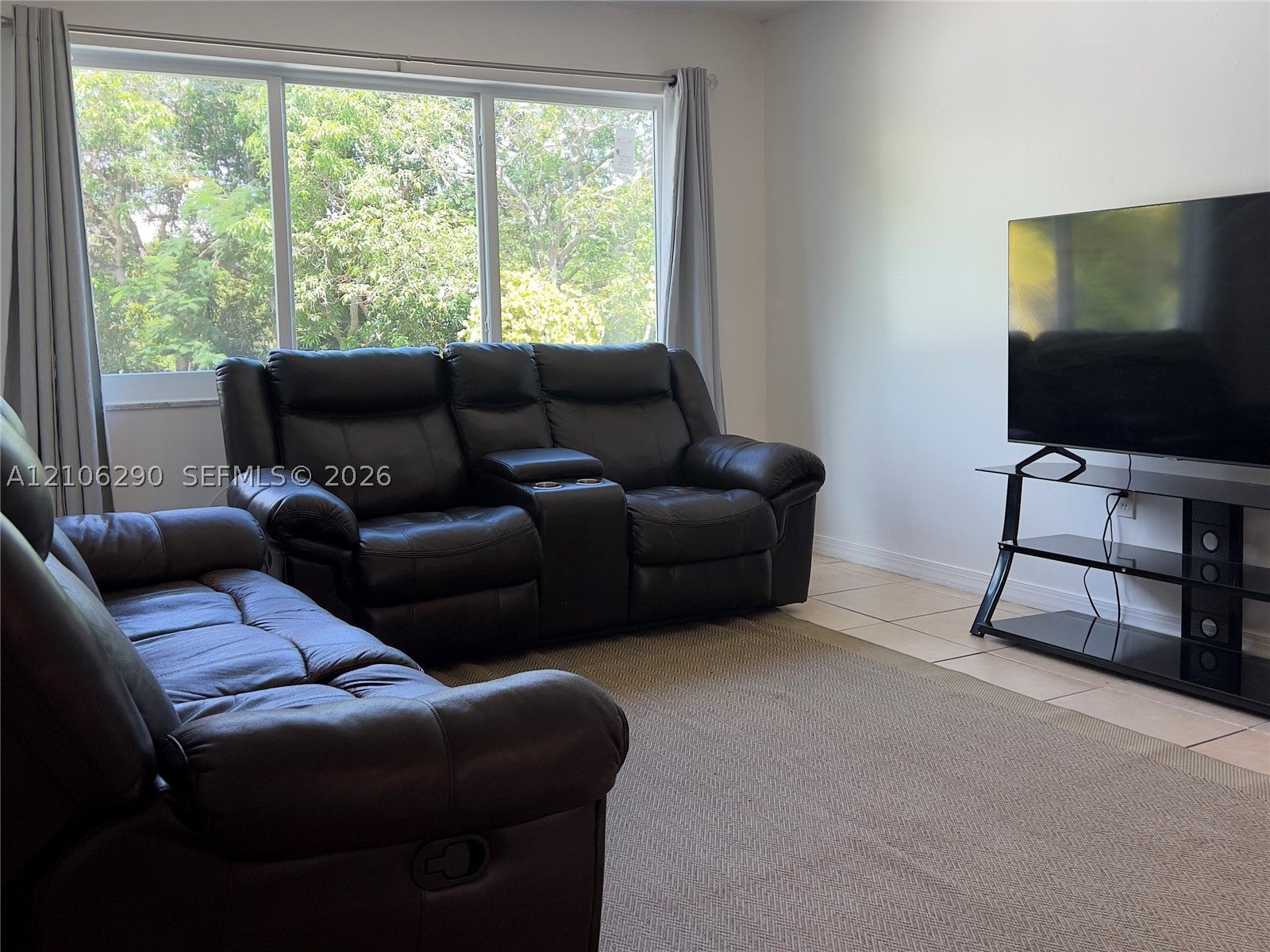 365 NE 125th St 310