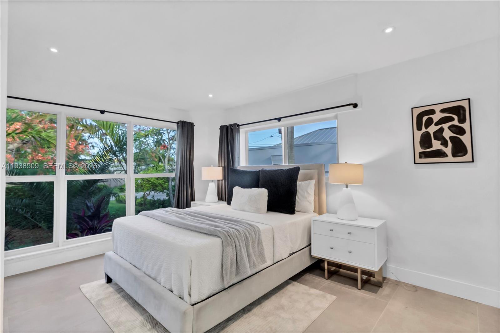 MIDDLE RIVER MANOR - Residential