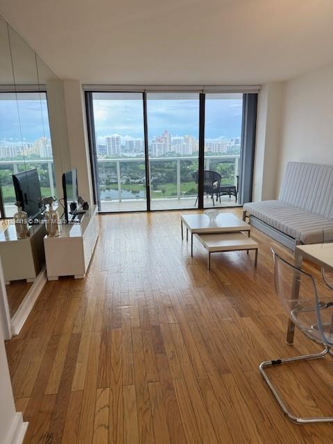 AVENTURA ELDORADO CONDO - Residential Lease