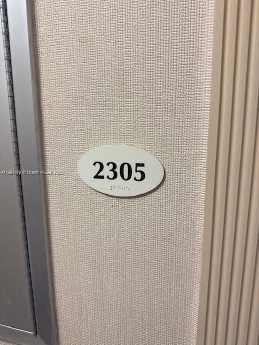 Nice unit ,Amazing view at golf court,  kitchen remold , bathroom is very nice, wood floor-on living room porcelain on bathroom and kitchen .perfect to live and enjoy the vacation time o working .*Please NOT PETS***Close to waterways shops, restaurants , supermarket and the best area in aventura!