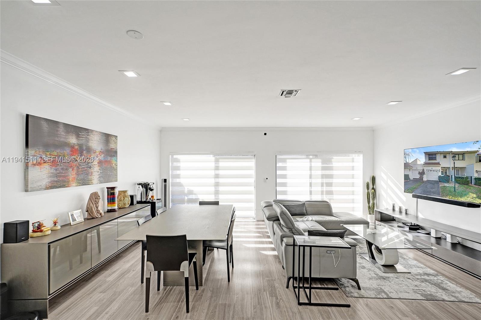 LA MIRAGE OF HARBOR VILG - Residential