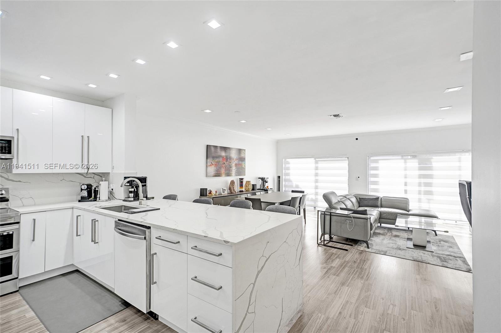 LA MIRAGE OF HARBOR VILG - Residential