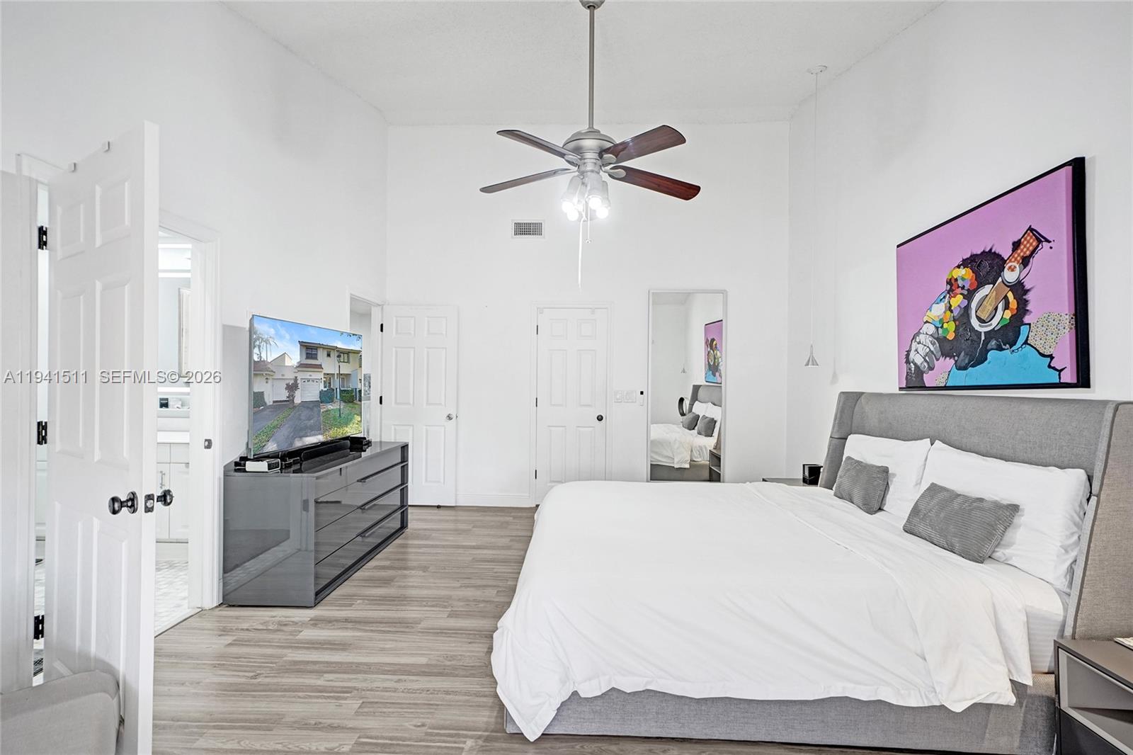 LA MIRAGE OF HARBOR VILG - Residential