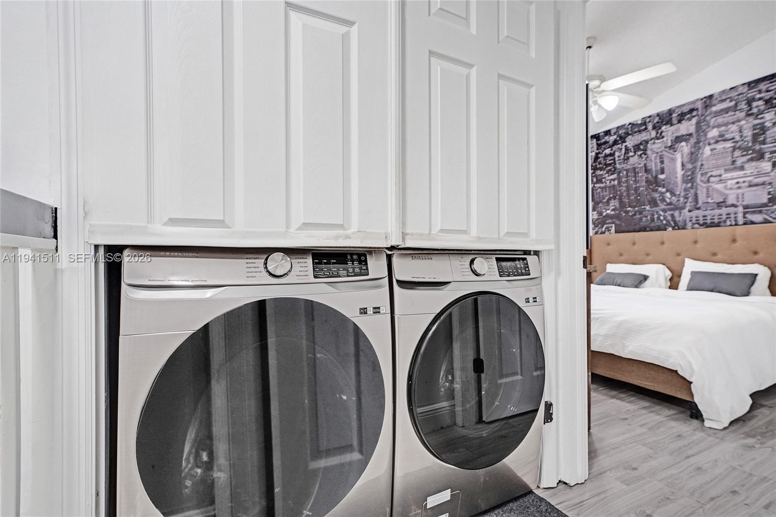 LA MIRAGE OF HARBOR VILG - Residential