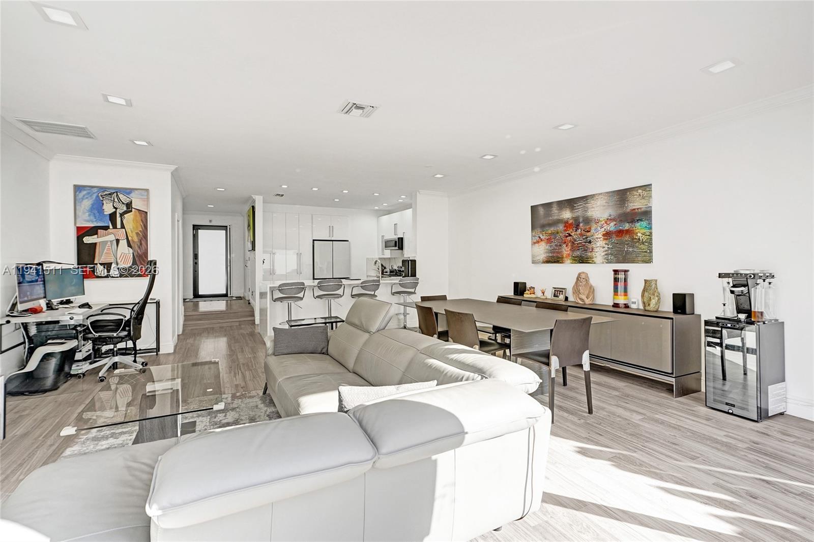 LA MIRAGE OF HARBOR VILG - Residential