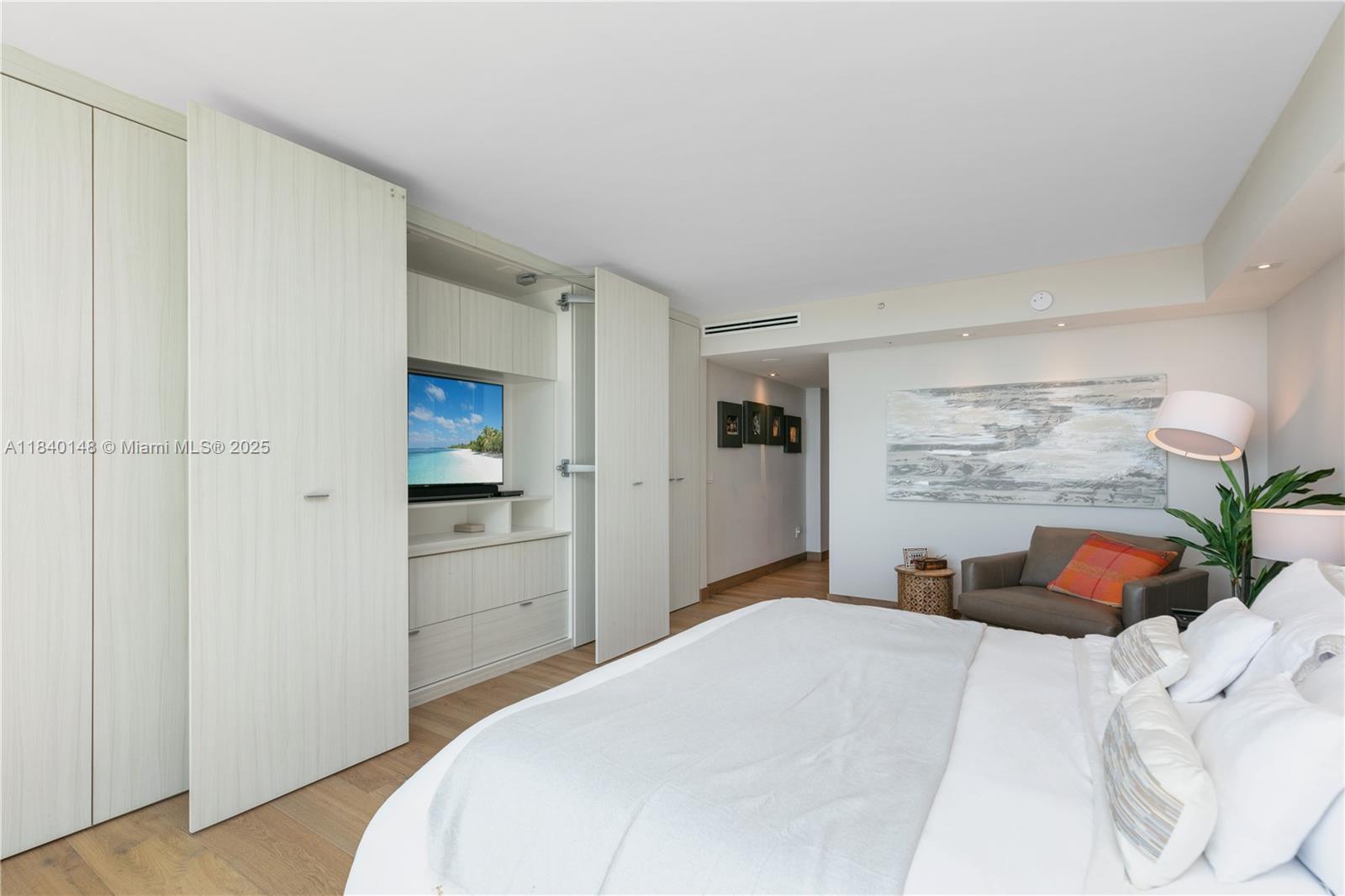 The Executive Residences C - Residential Lease