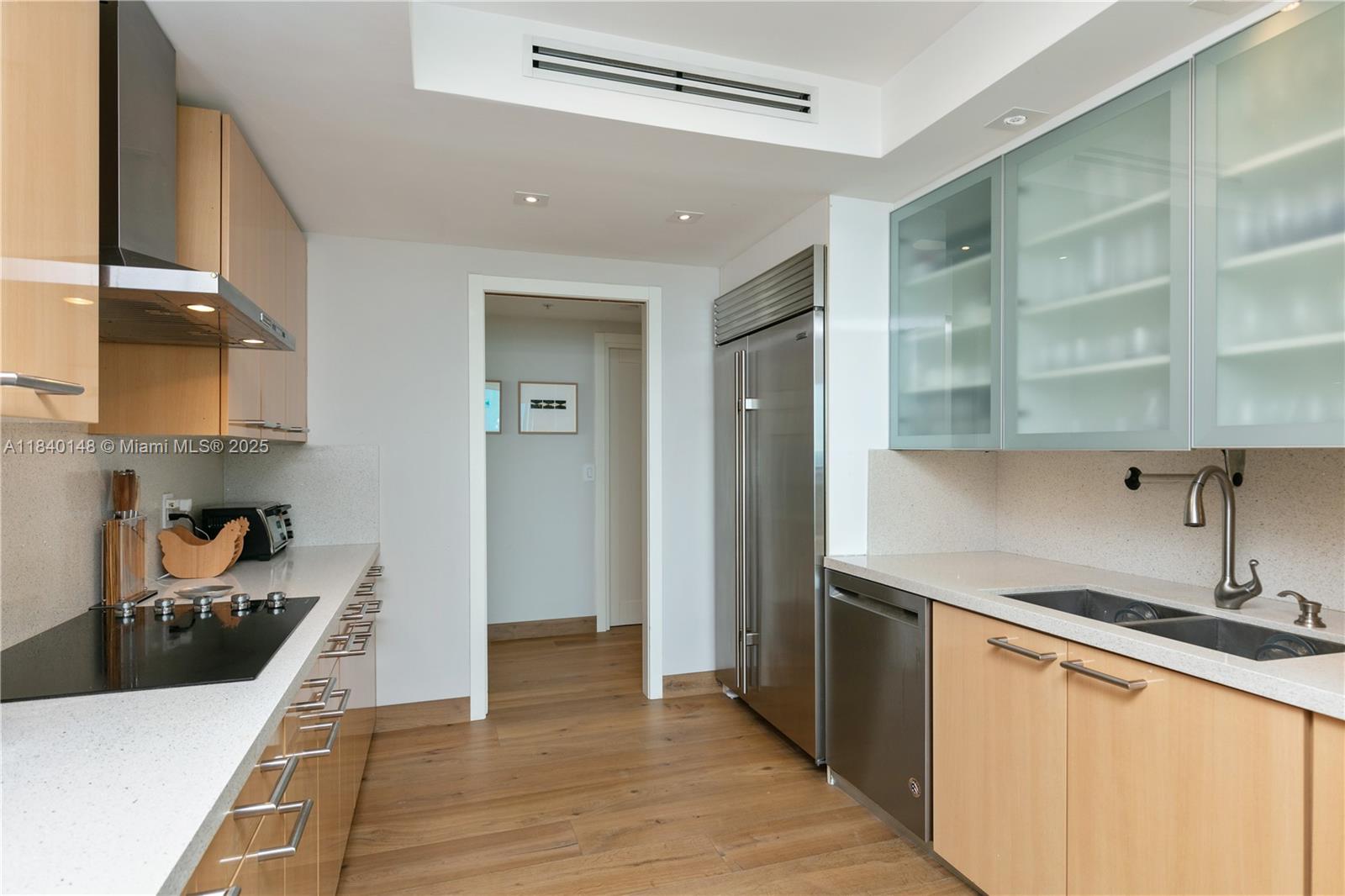 The Executive Residences C - Residential Lease