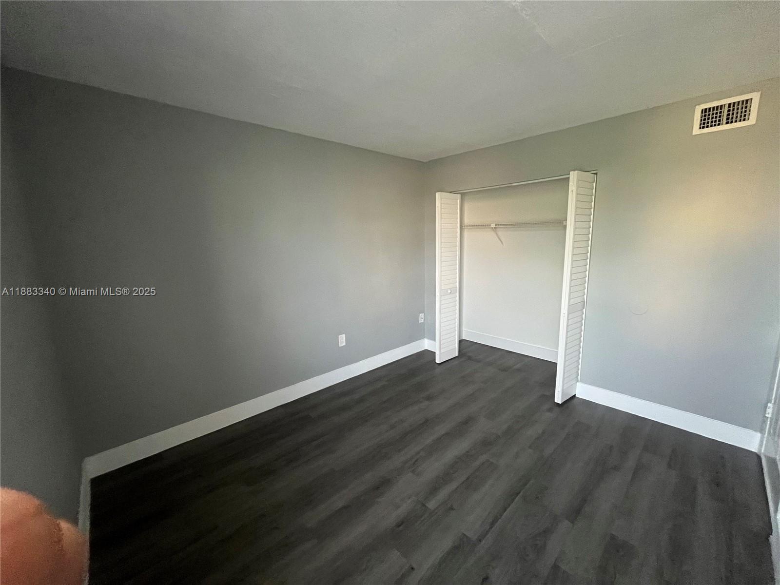 FONTAINEBLEAU GARDENS CON - Residential Lease
